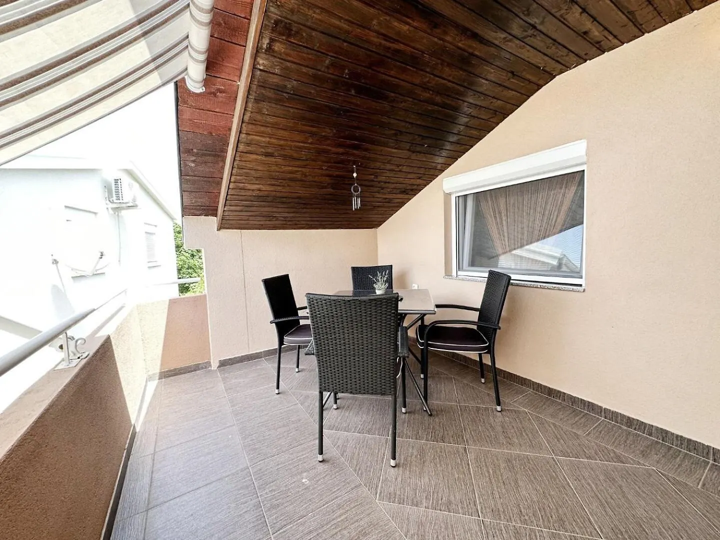 Apartments Jora - Family Friendly With Parking Space Nin 0*,  Κροατία